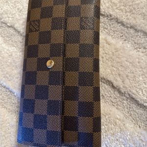 LV authentic pretty condition